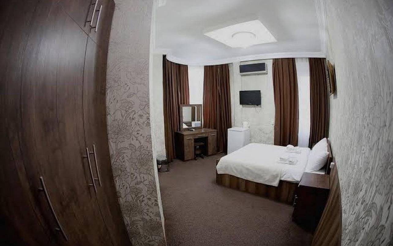 Royal Hotel Tbilisi Buitenkant foto