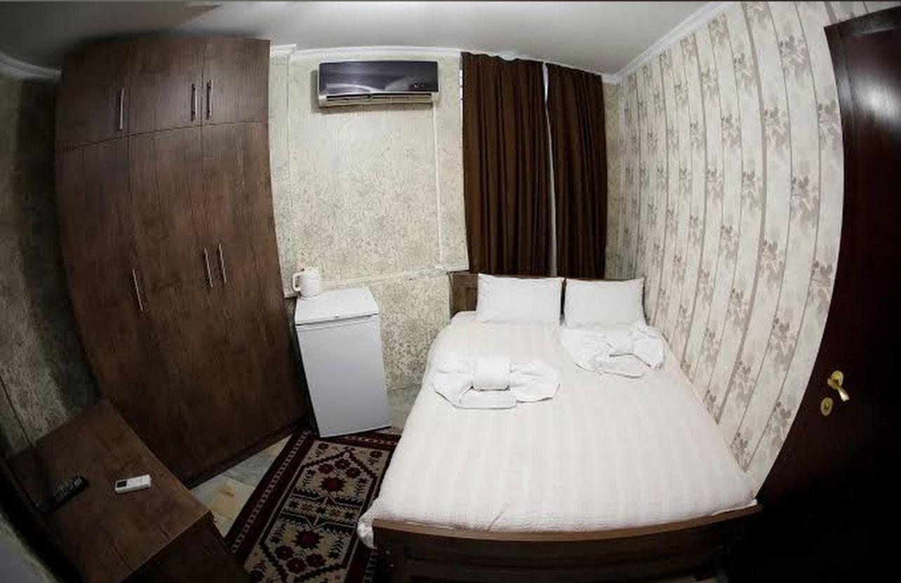 Royal Hotel Tbilisi Buitenkant foto