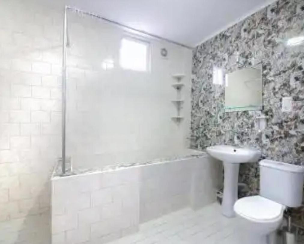 Royal Hotel Tbilisi Buitenkant foto