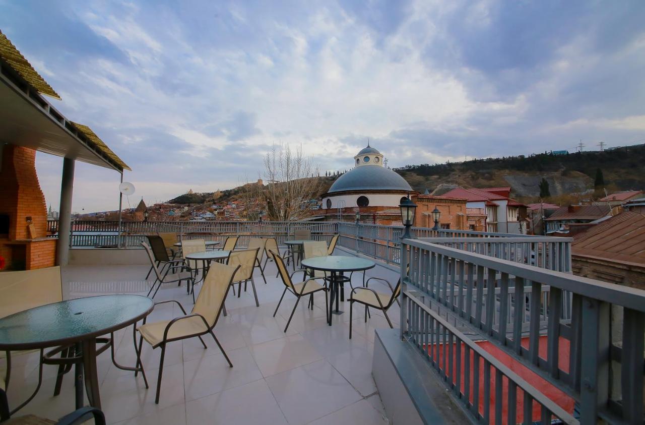 Royal Hotel Tbilisi Buitenkant foto