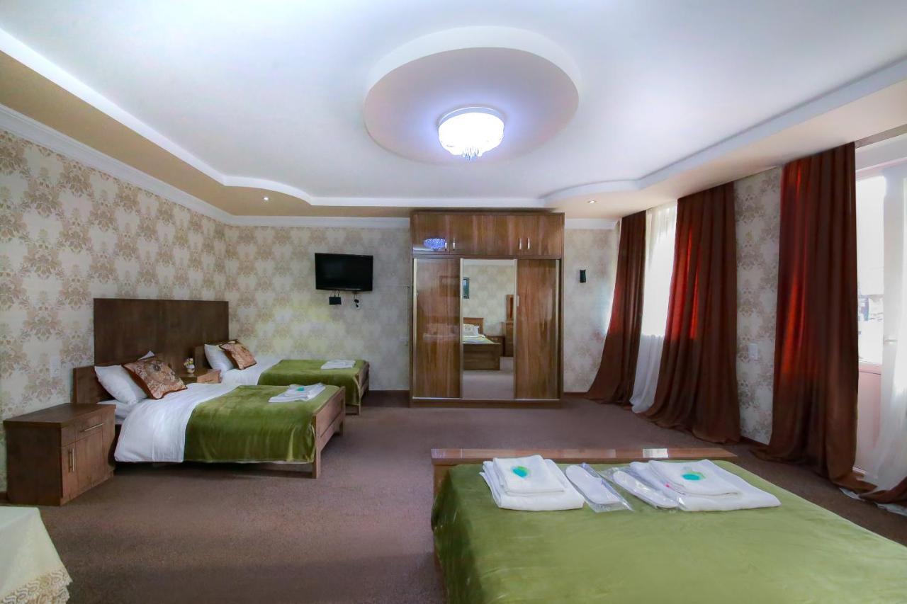 Royal Hotel Tbilisi Buitenkant foto