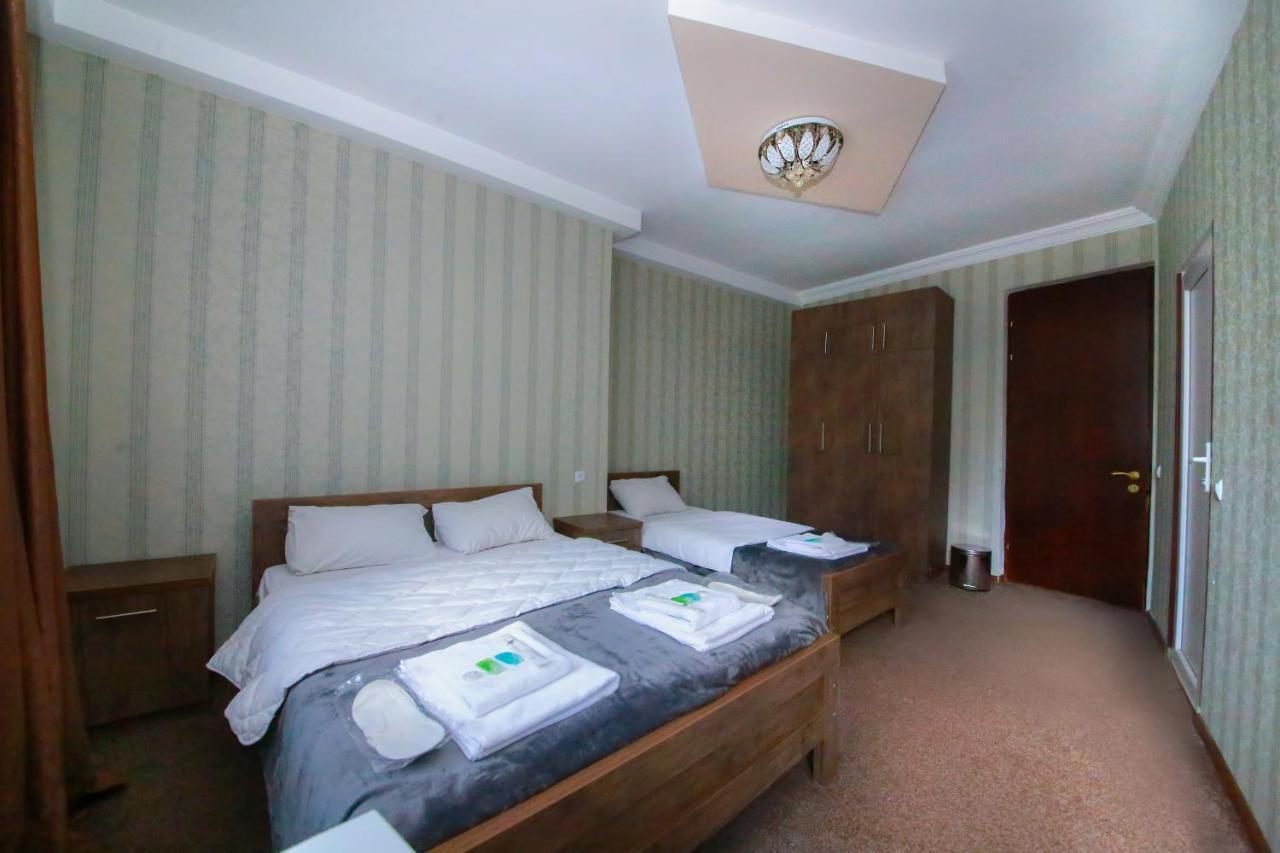 Royal Hotel Tbilisi Buitenkant foto